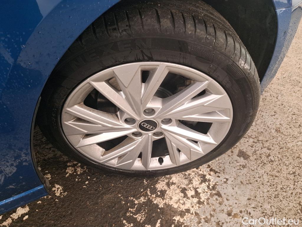  Audi  A3  Berline 35 TDI Design Luxe 2.0 TDI 150CV BVA7 E6d #7