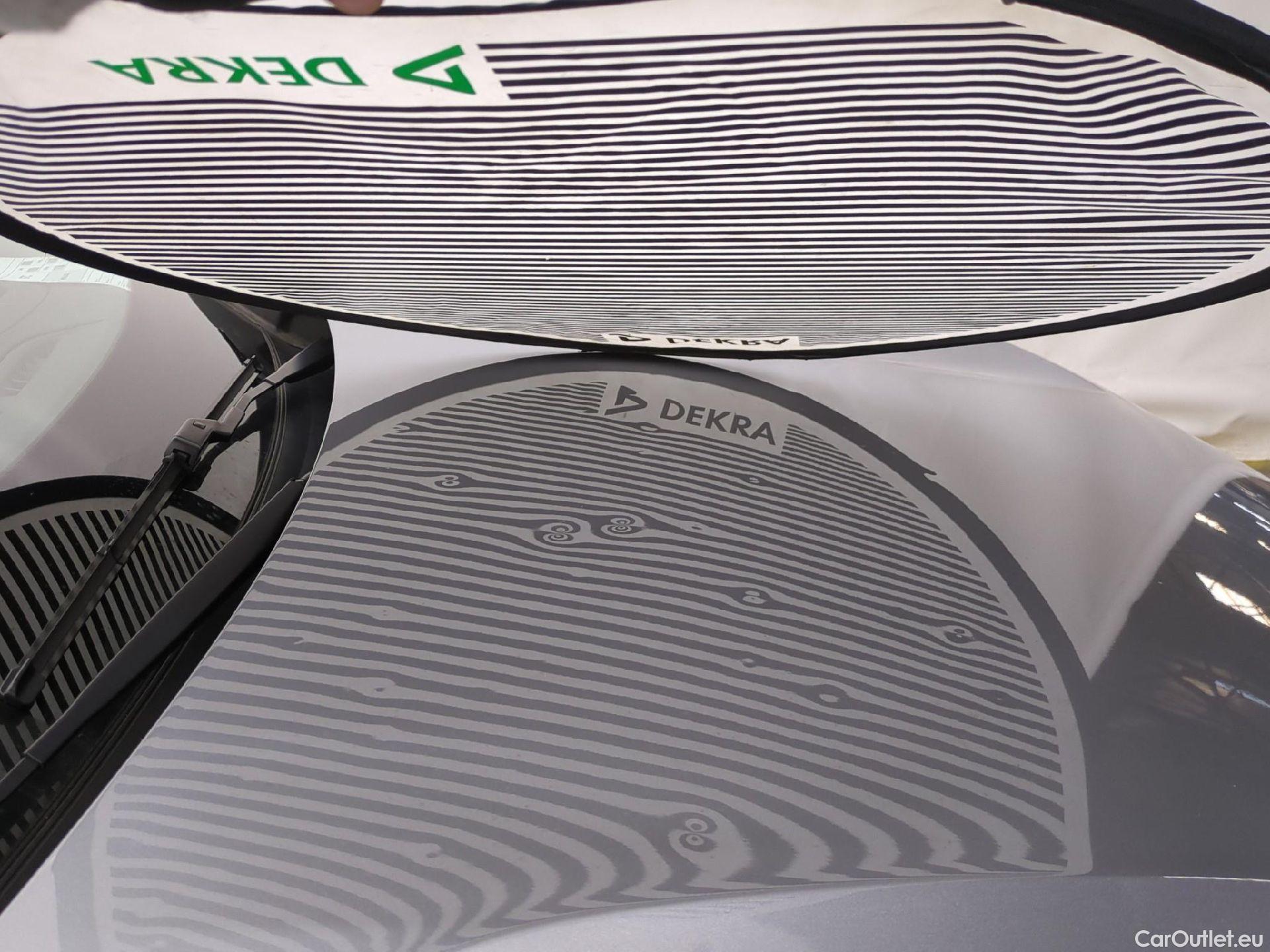  Citroen  C4  Berline Feel Pack 1.5 BlueHDI 130CV BVA8 E6d #46