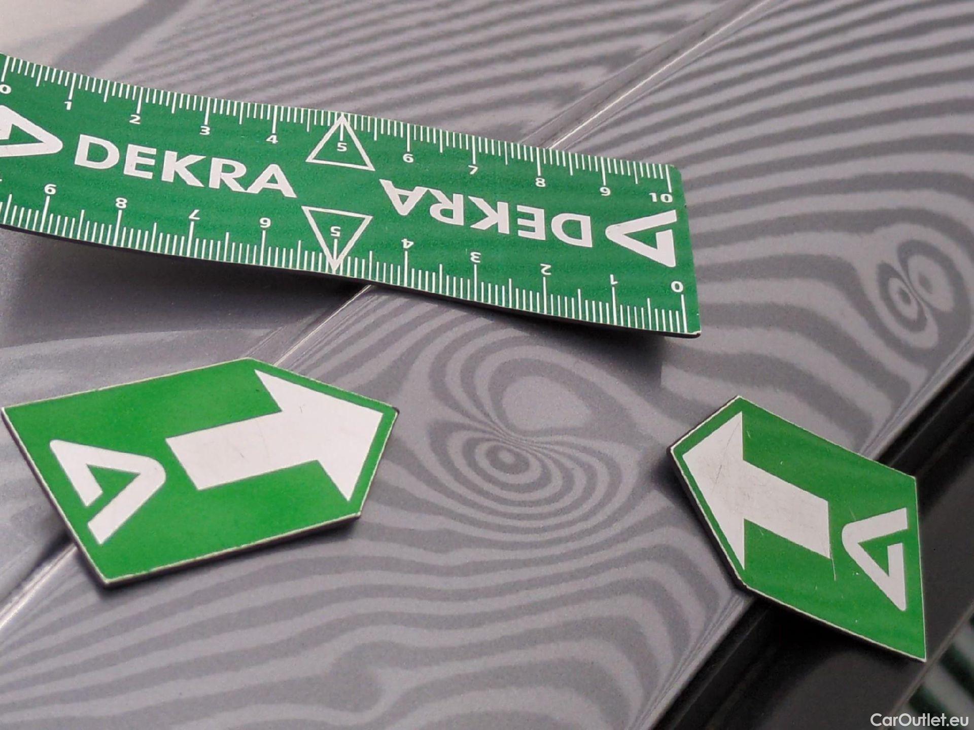  Citroen  C4  Berline Feel Pack 1.5 BlueHDI 130CV BVA8 E6d #59