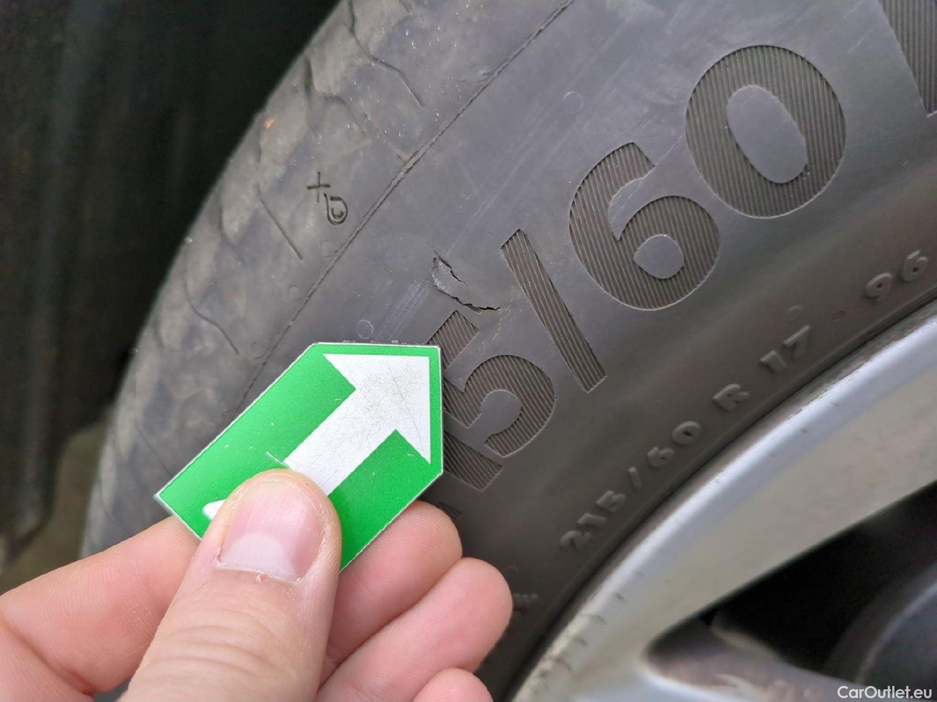  Nissan  Qashqai NISSAN  / 2017 / 5P / Crossover 1.5 DCI 115 DCT Business Edition #12