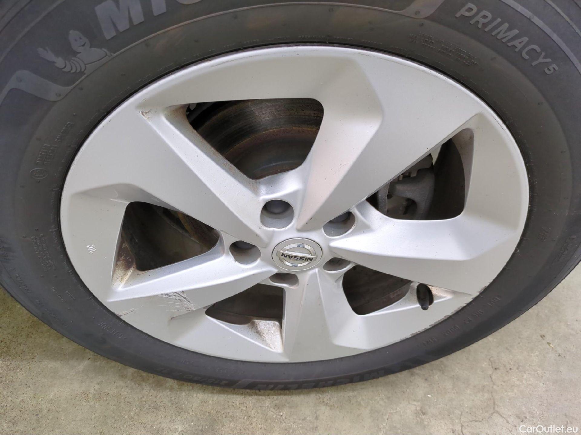  Nissan  Qashqai NISSAN  / 2017 / 5P / Crossover 1.5 DCI 115 DCT Business Edition #22