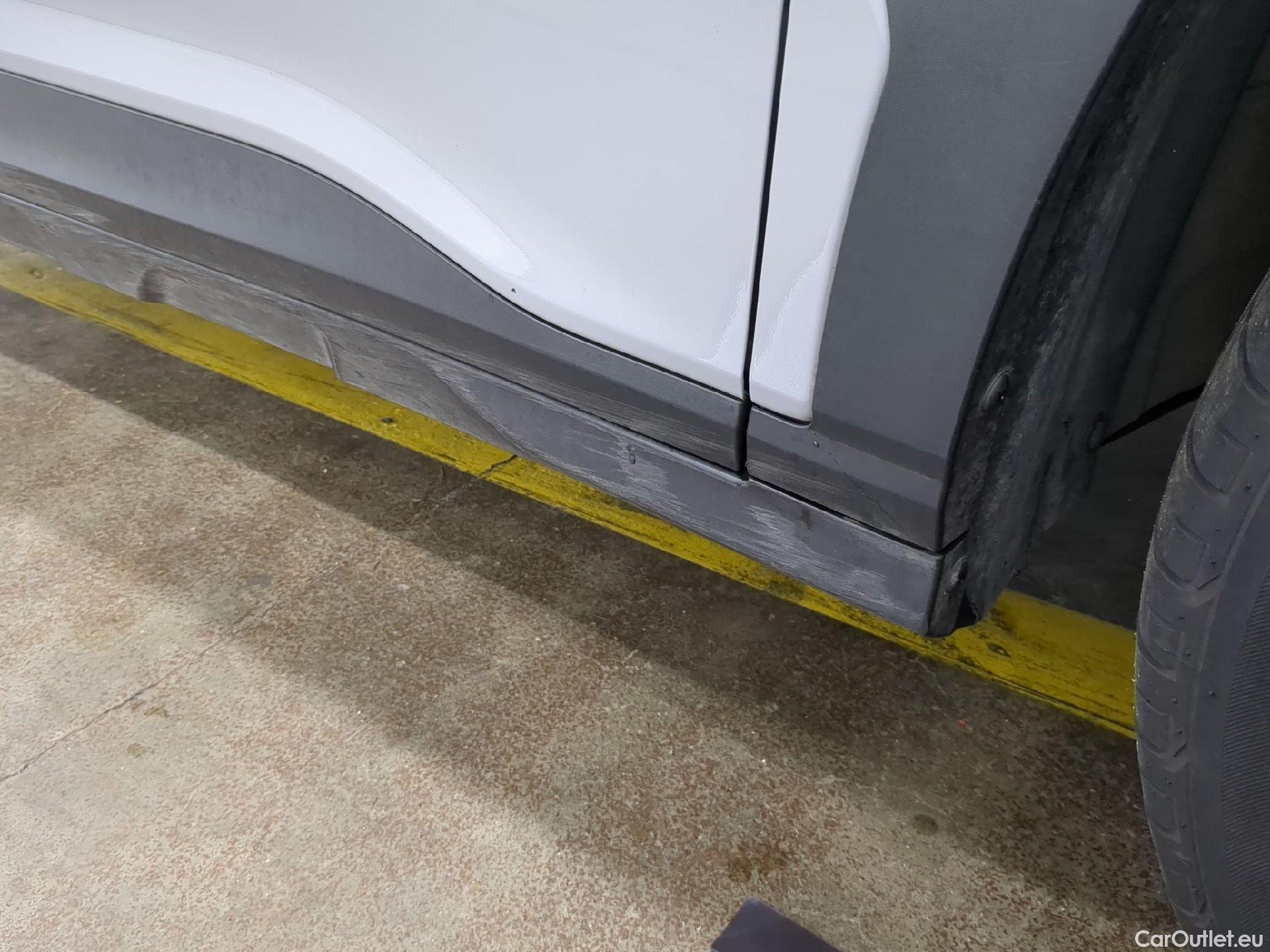  Hyundai  Konna HYUNDAI Kona / 2020 / 5P / SUV 1.0 T-GDI 120 HYBRID 48V BUSINESS #21