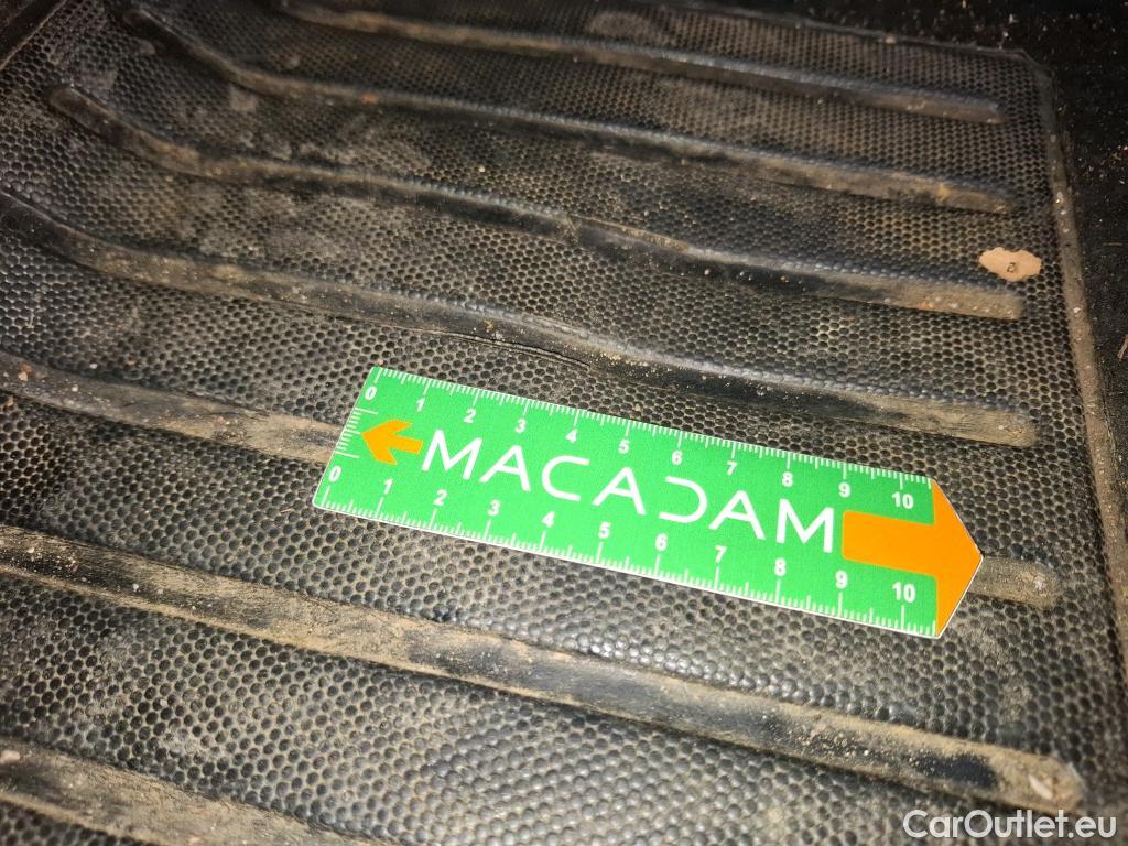  Peugeot  2008  Allure Business 1.5 HDi 100CV BVM6 E6d #29