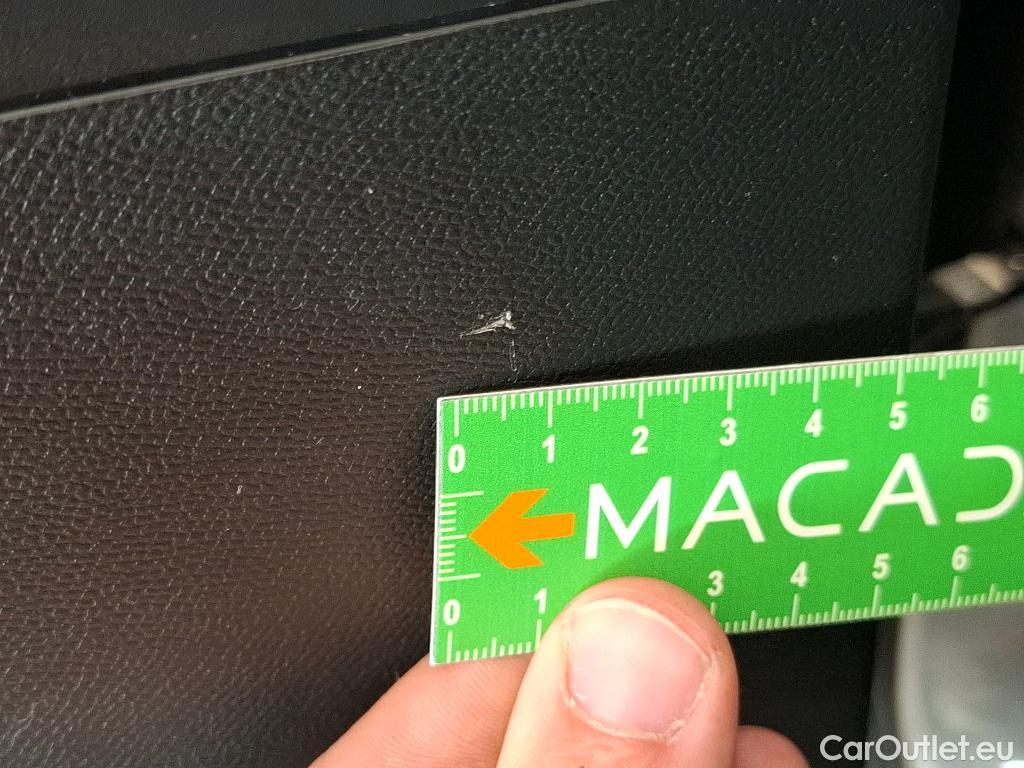  Peugeot  2008  Allure Business 1.5 HDi 100CV BVM6 E6d #26