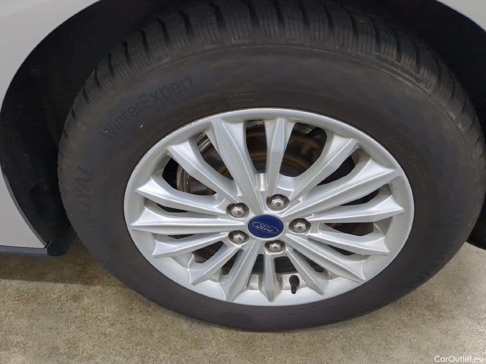  Ford  Focus  Berline Titanium 1.0 EcoBoost 125CV BVM6 E6dT #10