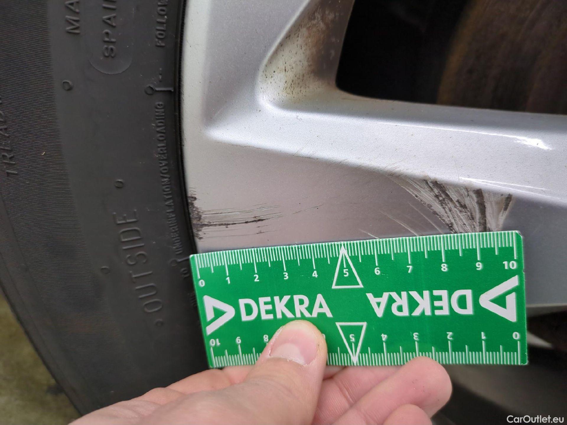  Nissan  Qashqai NISSAN  / 2017 / 5P / Crossover 1.5 DCI 115 DCT Business Edition #23