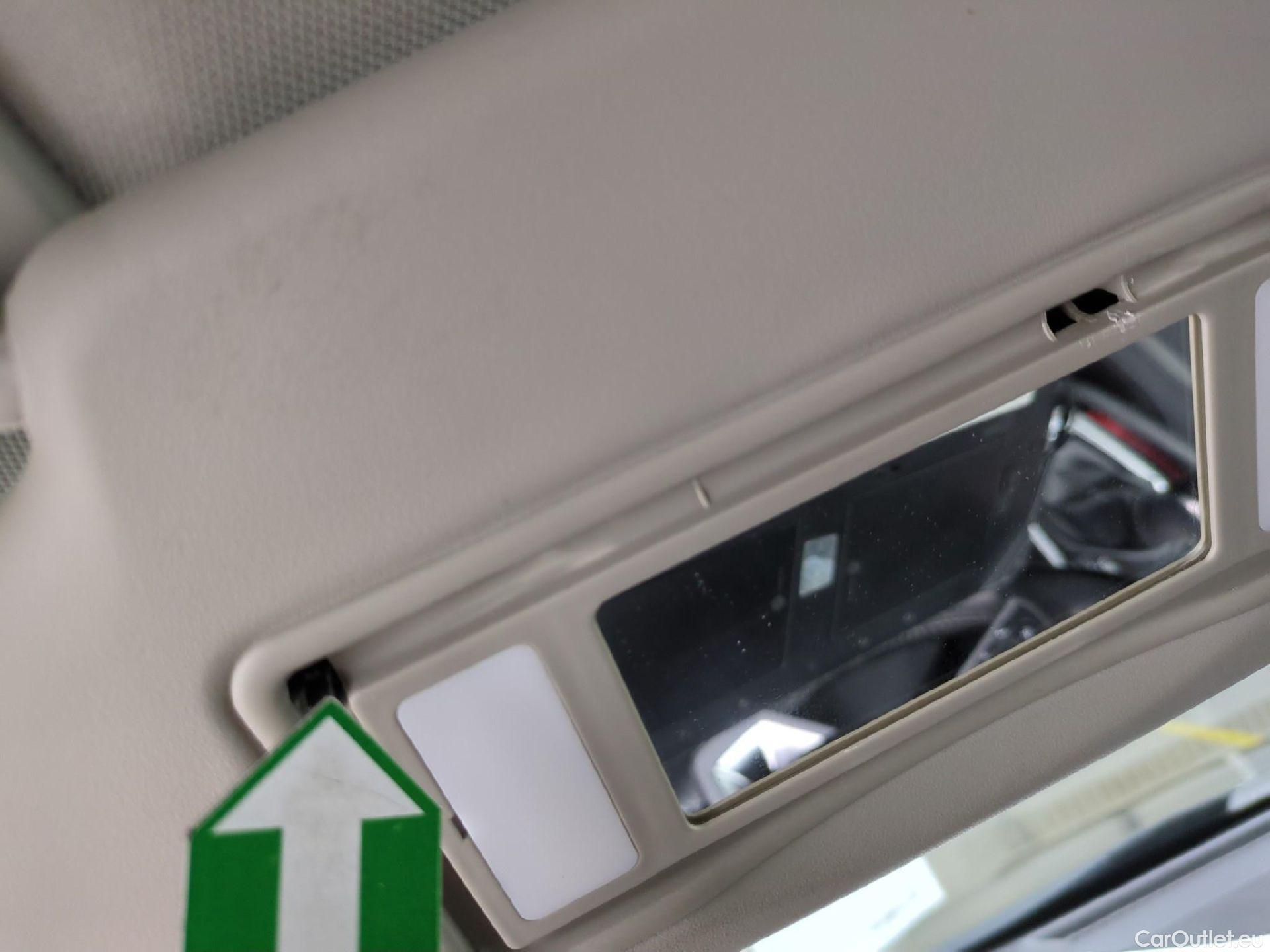  Nissan  Qashqai NISSAN  / 2017 / 5P / Crossover 1.5 DCI 115 DCT Business Edition #2