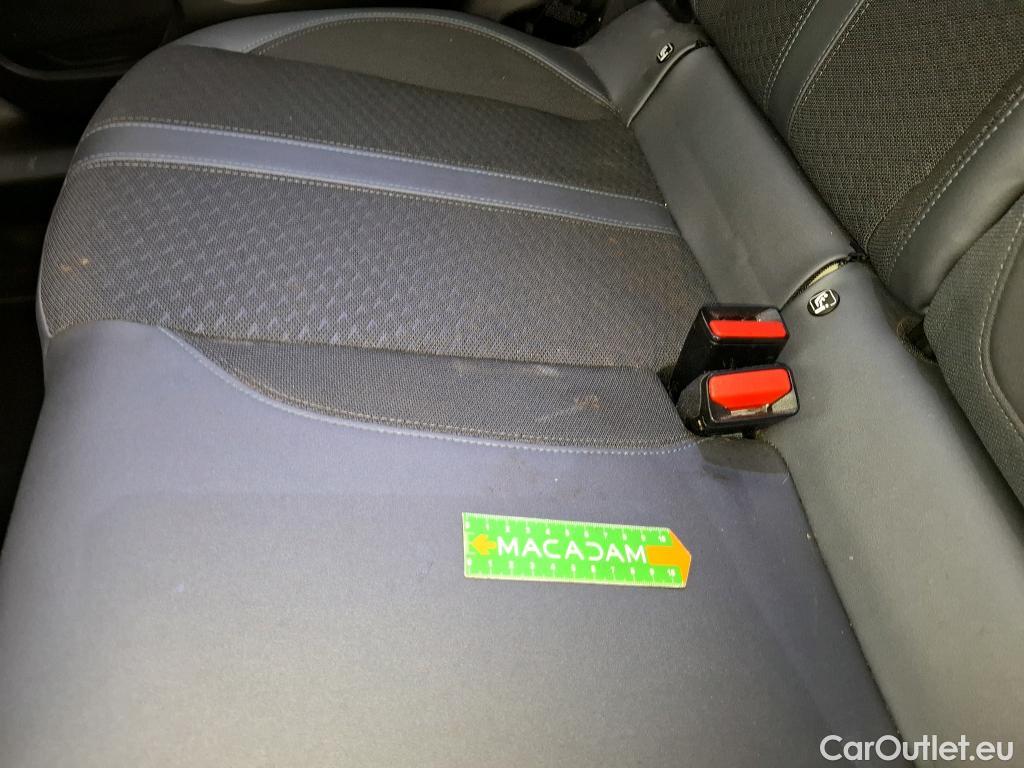  Peugeot  2008  Allure Business 1.5 HDi 100CV BVM6 E6d #40