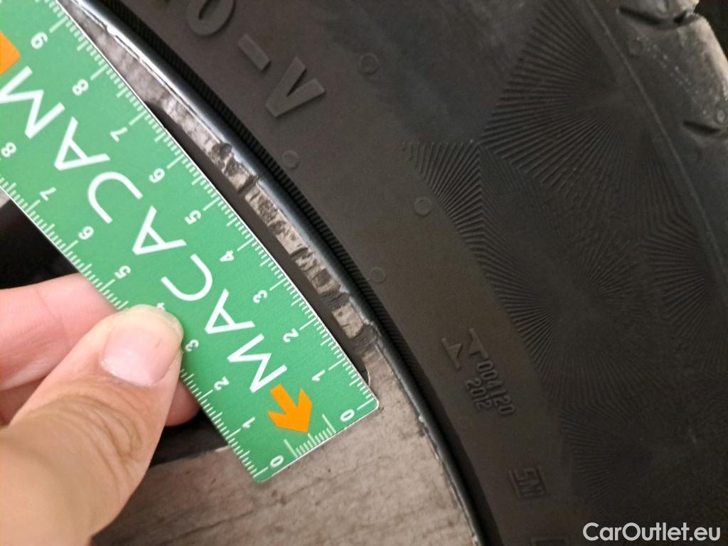  Hyundai  Tucson  Executive 2WD 1.6 CRDi 135CV BVA7 E6dT #24