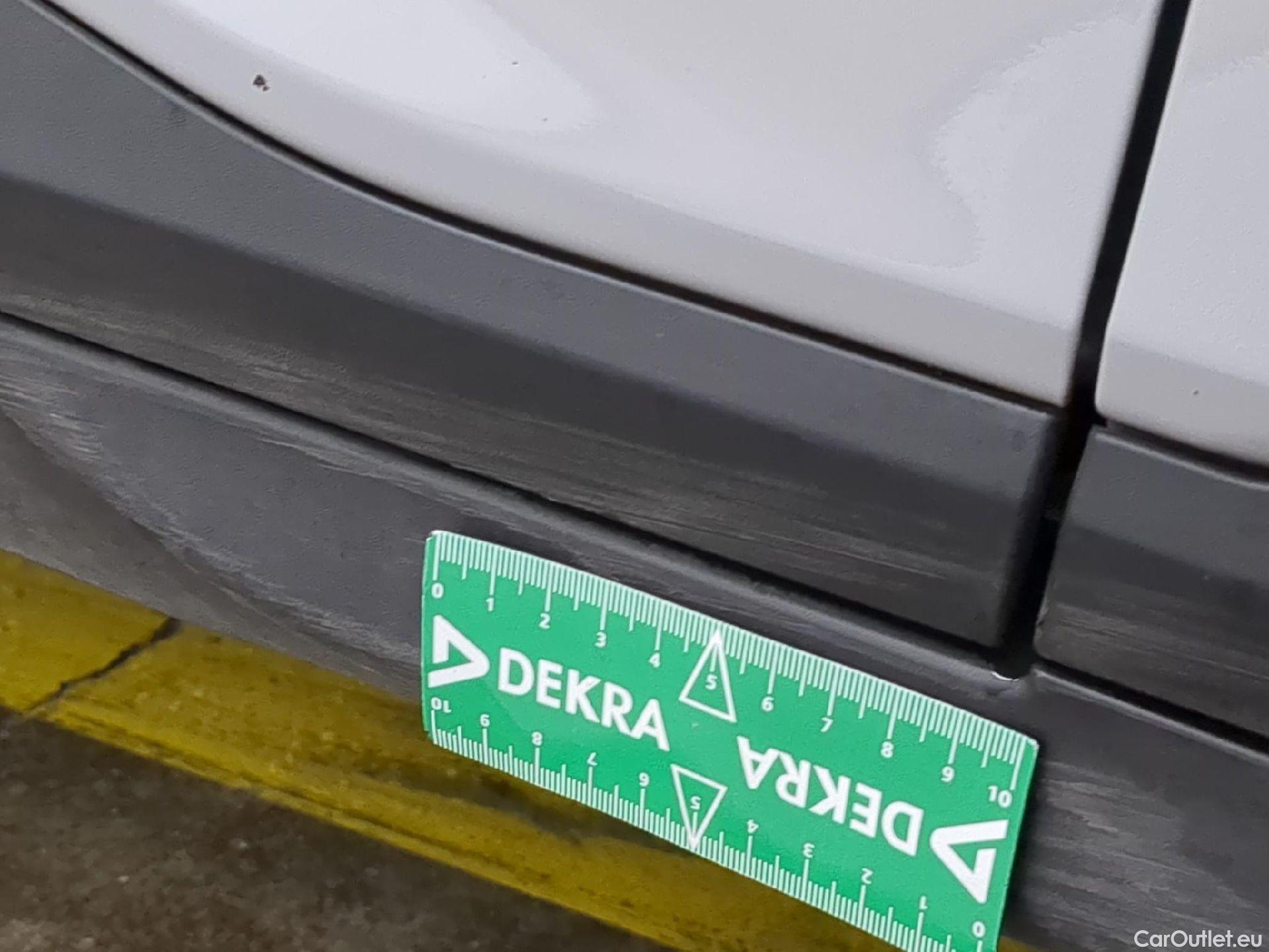  Hyundai  Konna HYUNDAI Kona / 2020 / 5P / SUV 1.0 T-GDI 120 HYBRID 48V BUSINESS #17