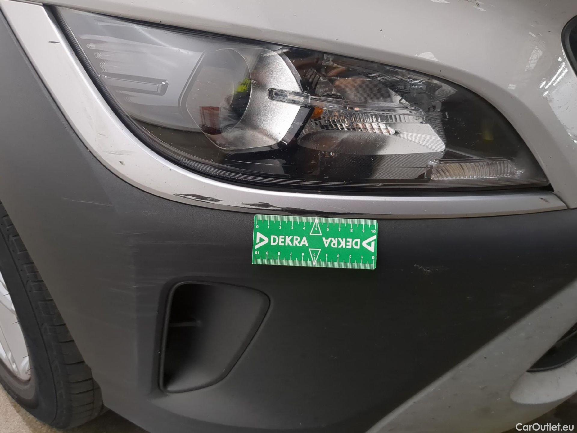  Hyundai  Konna HYUNDAI Kona / 2020 / 5P / SUV 1.0 T-GDI 120 HYBRID 48V BUSINESS #24