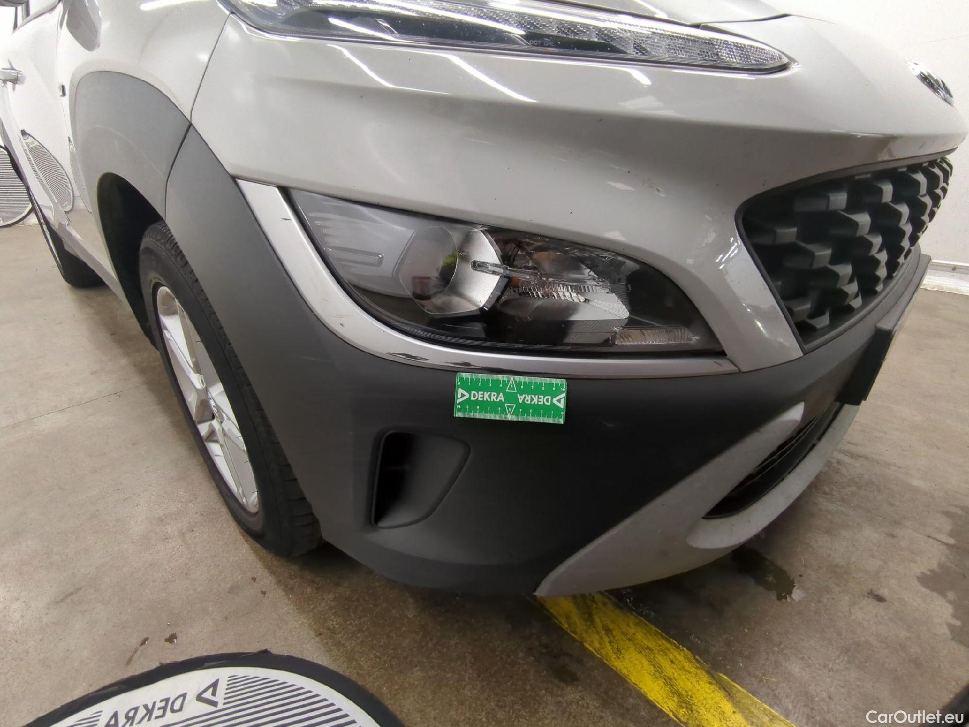  Hyundai  Konna HYUNDAI Kona / 2020 / 5P / SUV 1.0 T-GDI 120 HYBRID 48V BUSINESS #23