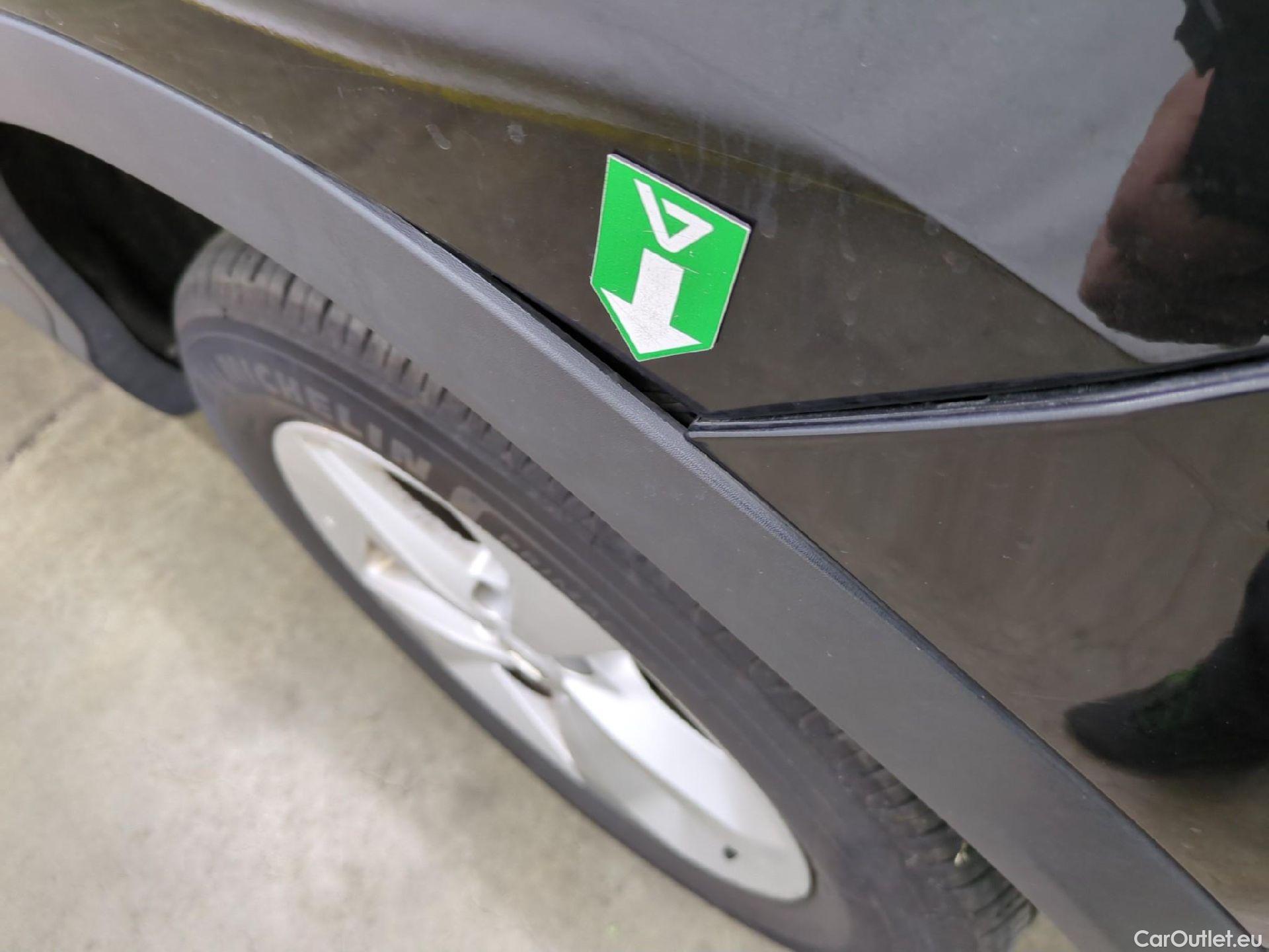  Nissan  Qashqai NISSAN  / 2017 / 5P / Crossover 1.5 DCI 115 DCT Business Edition #51