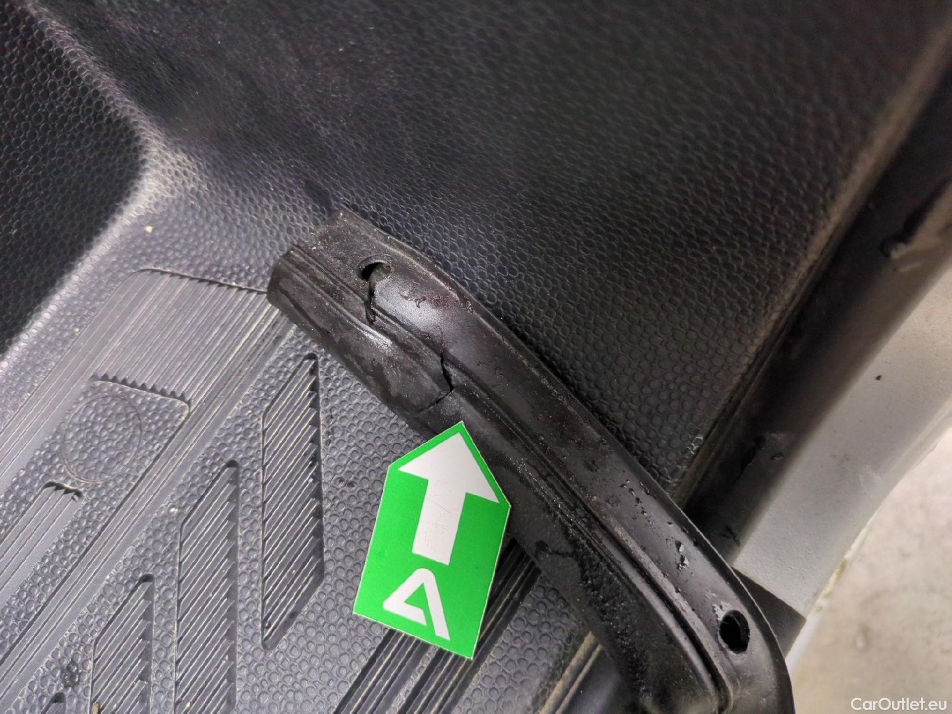  Ford  Transit  Custom/Tourneo Custom Combi 320 L1 Trend 2.0 130CV BVM6 #2