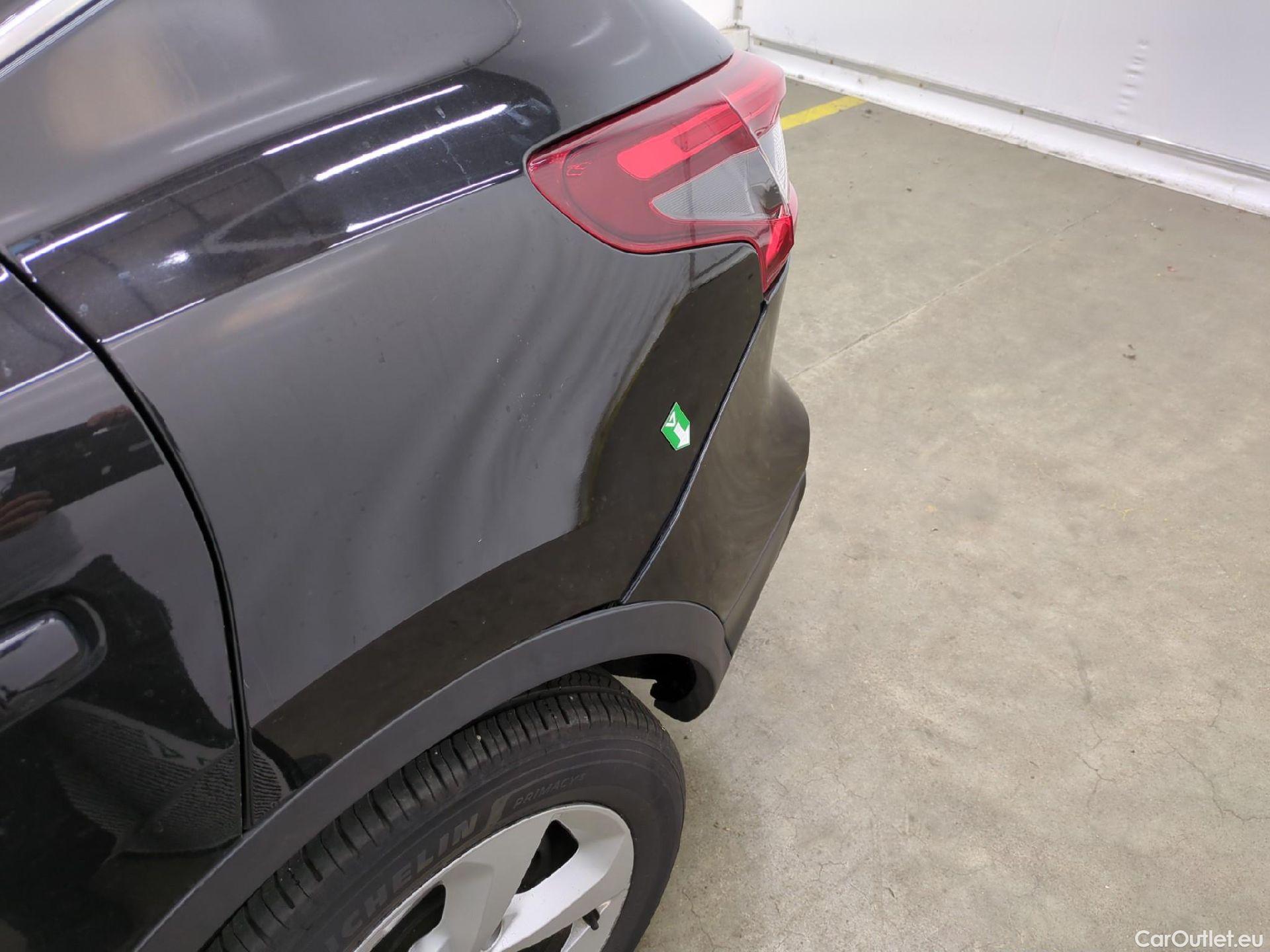  Nissan  Qashqai NISSAN  / 2017 / 5P / Crossover 1.5 DCI 115 DCT Business Edition #50