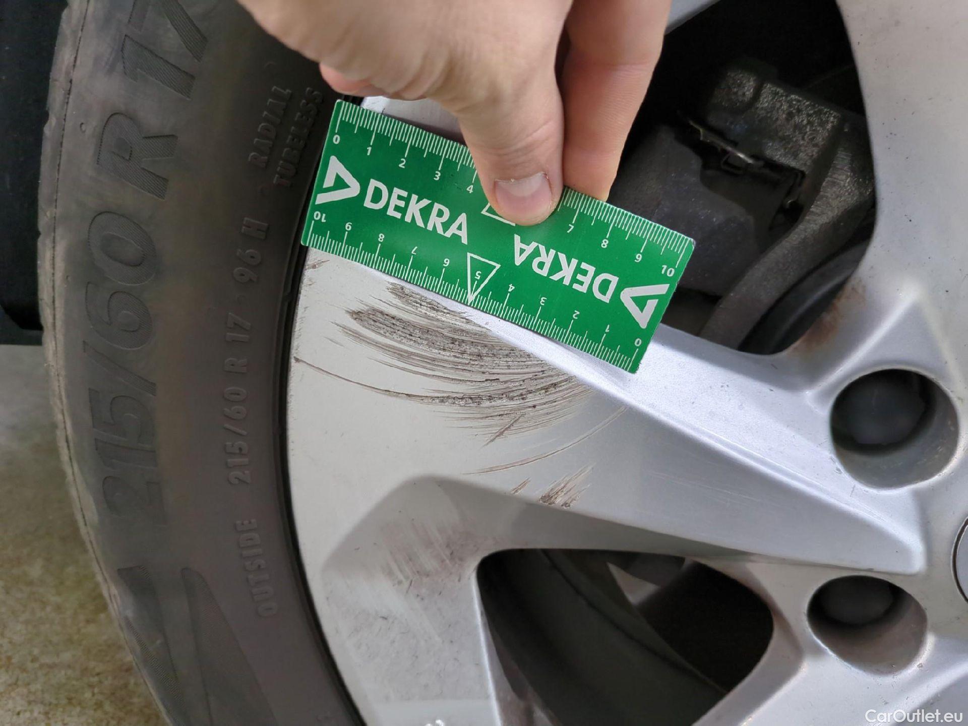  Nissan  Qashqai NISSAN  / 2017 / 5P / Crossover 1.5 DCI 115 DCT Business Edition #15