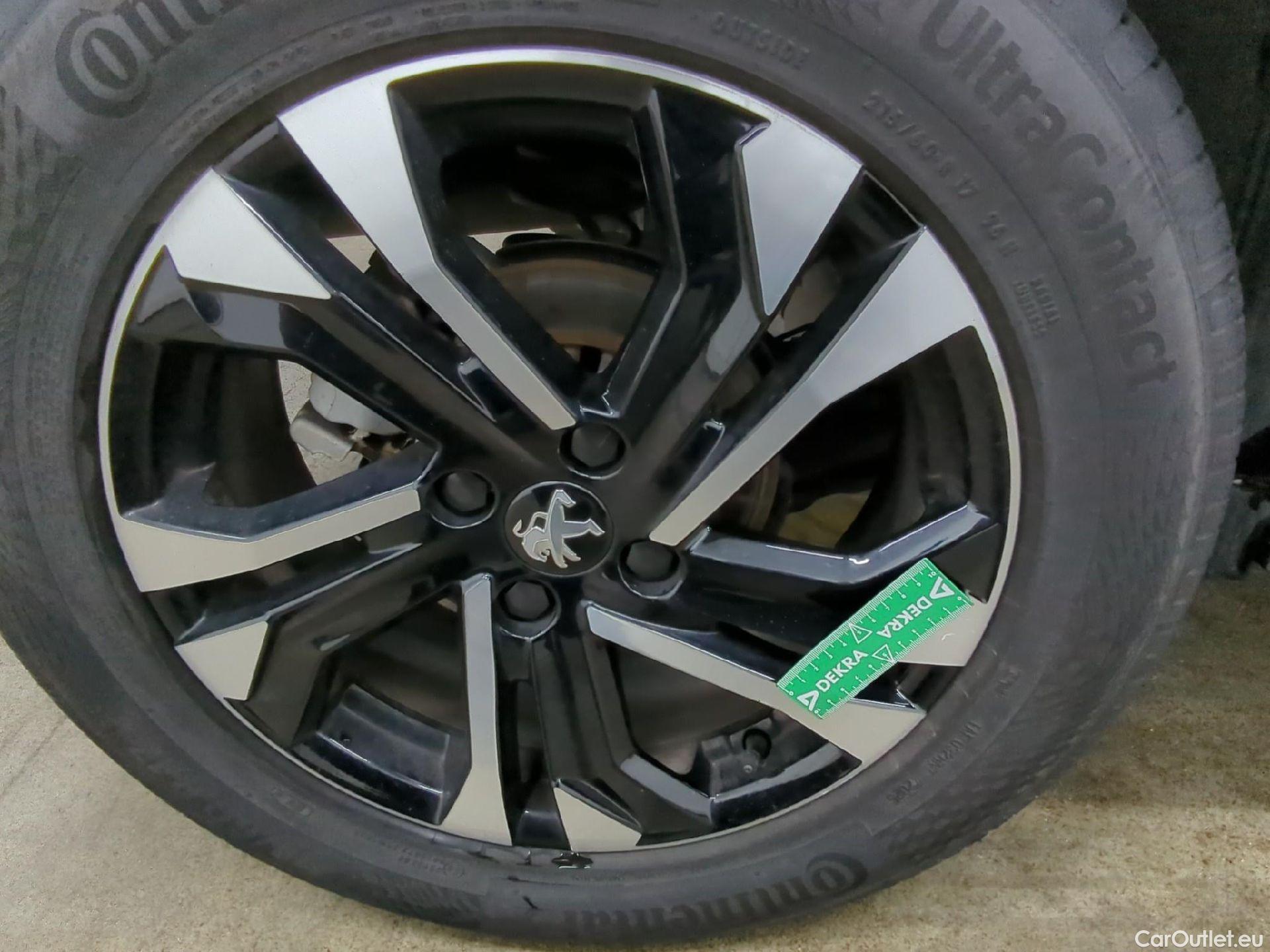  Peugeot  2008  Allure Business 1.5 HDi 110CV BVM6 E6d #1