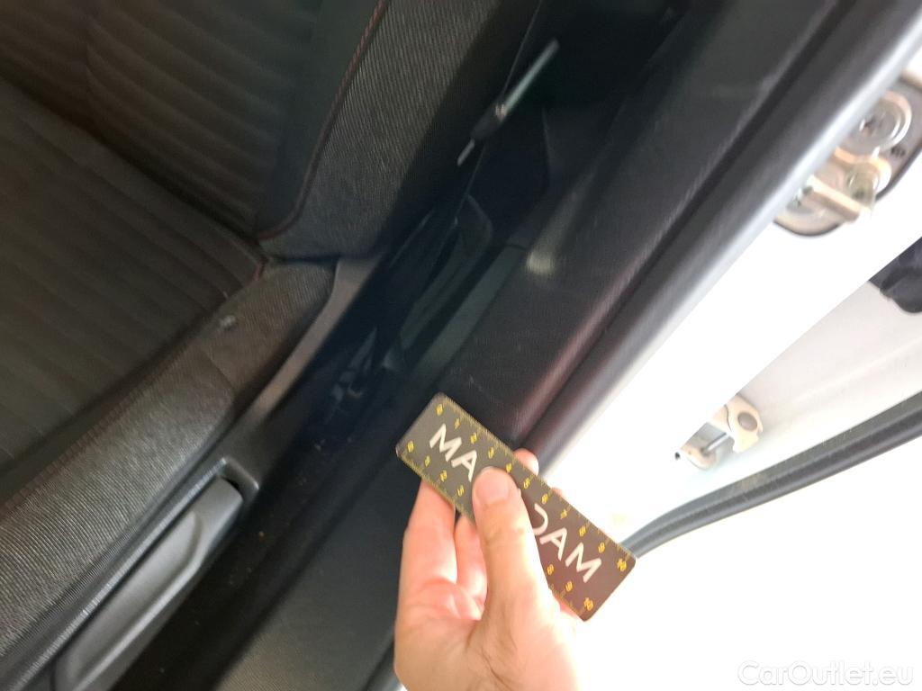  Peugeot  2008  Active 1.5 HDi 110CV BVM6 E6d #16