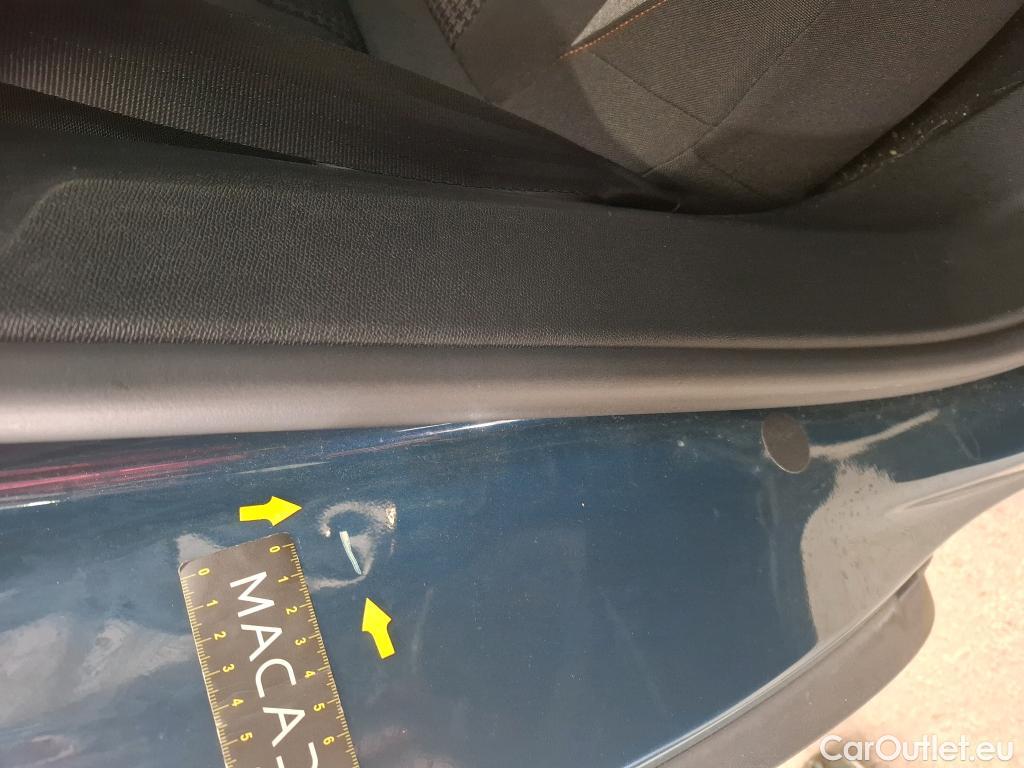  Peugeot  3008  Active Pack 1.5 HDi 130CV BVA8 E6d #25