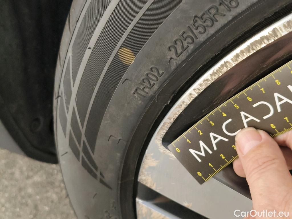  Peugeot  3008  II Allure Pack 1.5 HDi 130CV BVA8 E6d #9