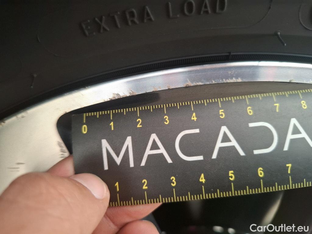  Peugeot  3008  Allure 1.5 HDi 130CV BVA8 E6d #40