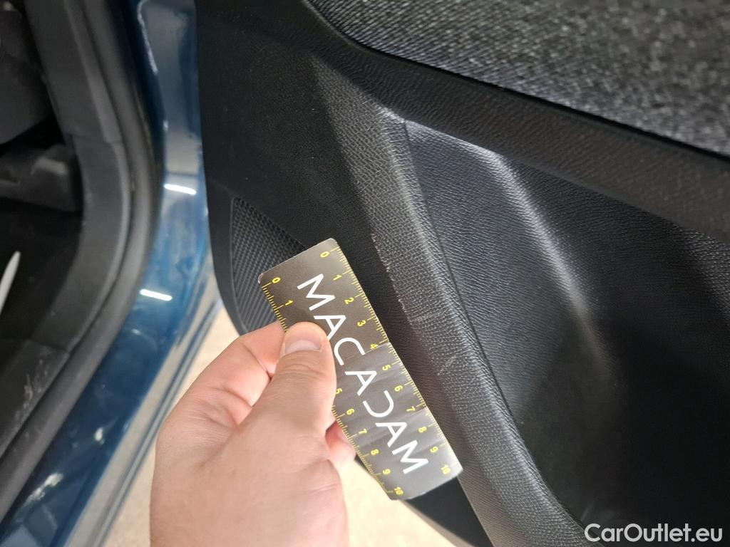  Peugeot  3008  Active Pack 1.5 HDi 130CV BVA8 E6d #19