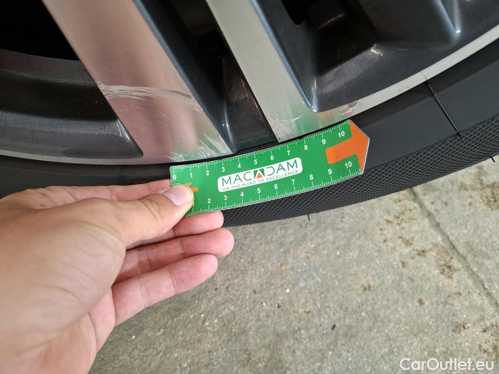  Peugeot  3008  Allure Pack 1.5 HDi 130CV BVM6 E6d #20