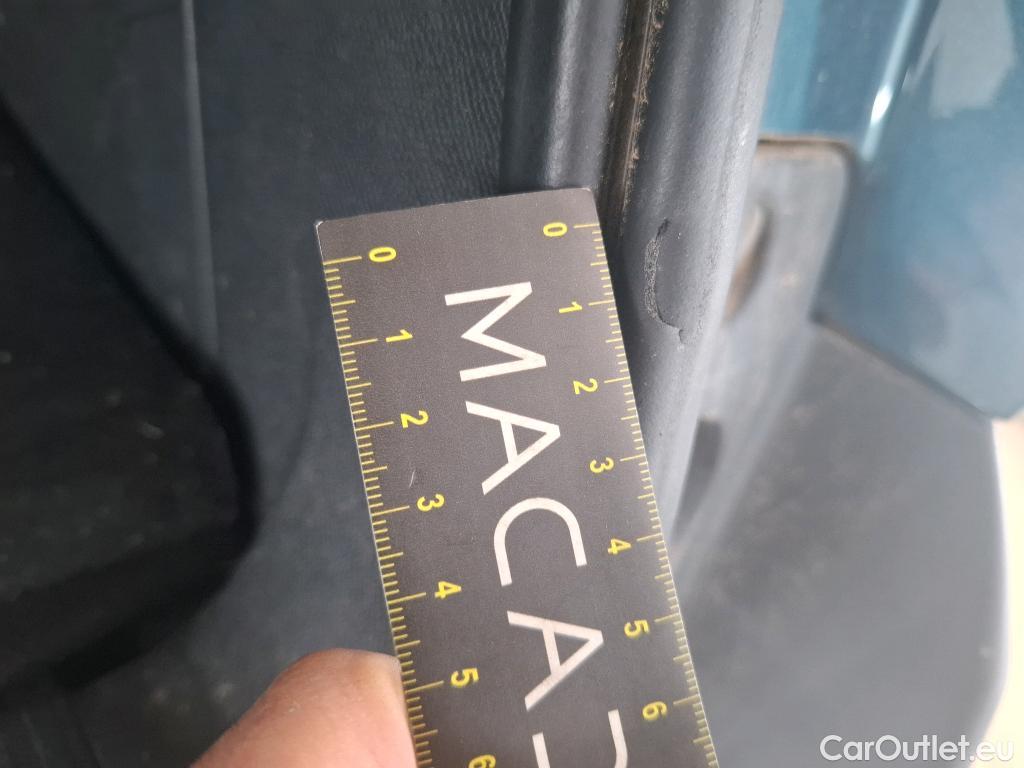  Peugeot  5008  Allure Business 1.5 HDi 130CV BVA8 E6 #62