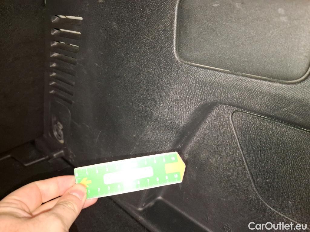  Peugeot  3008  II Active Pack 1.5 HDi 130CV BVA8 E6d #19