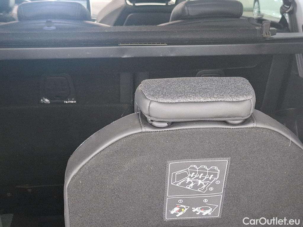  Peugeot  5008  Allure Business 1.5 HDi 130CV BVA8 E6 #65