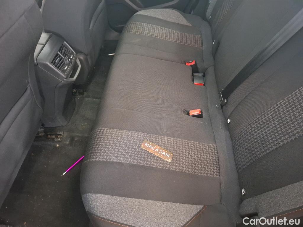  Peugeot  3008  Active Pack 1.5 HDi 130CV BVA8 E6d #32