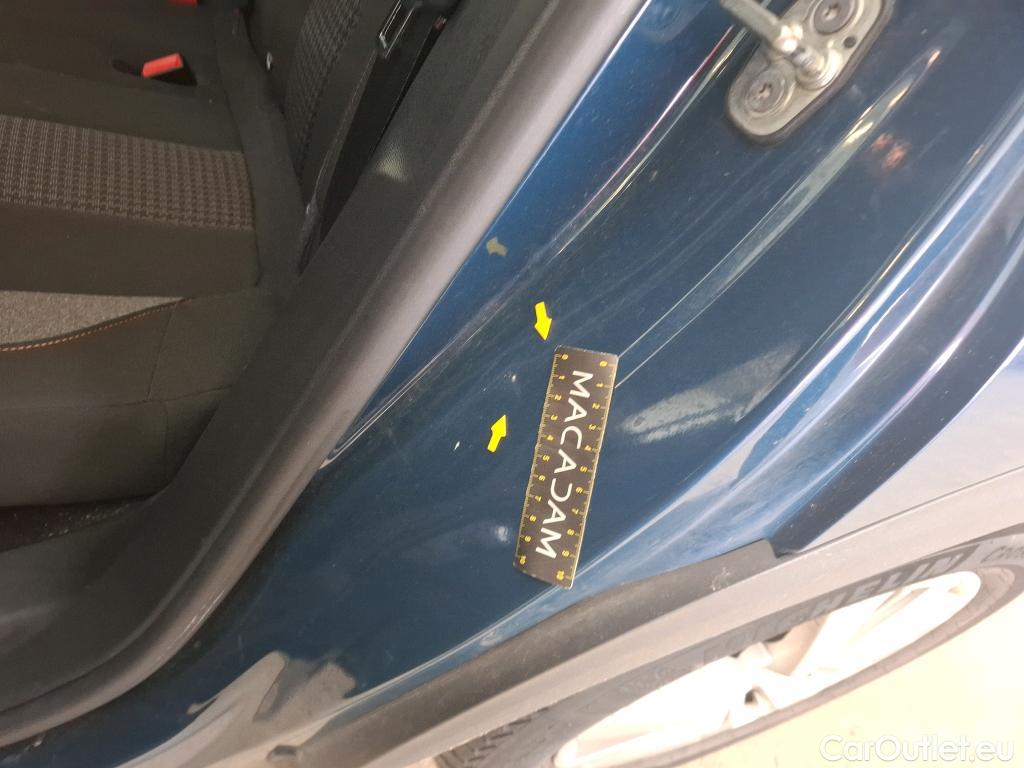  Peugeot  3008  Active Pack 1.5 HDi 130CV BVA8 E6d #20