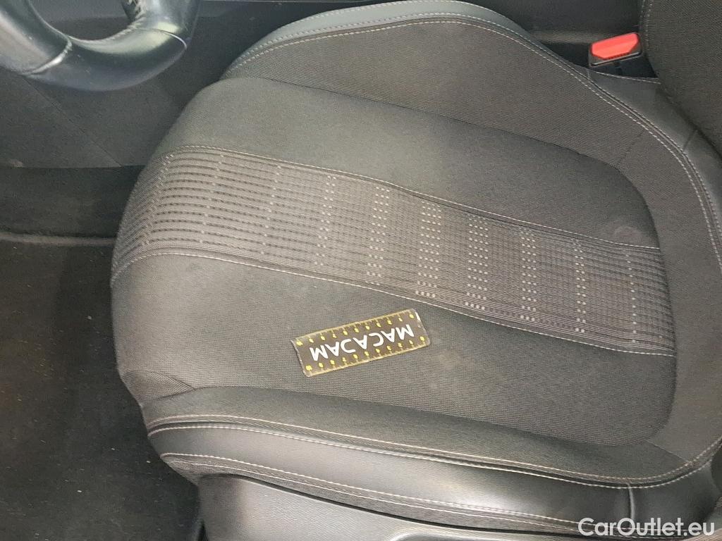  Peugeot  308  Allure 1.2 PureTech 130CV BVA8 E6d #47