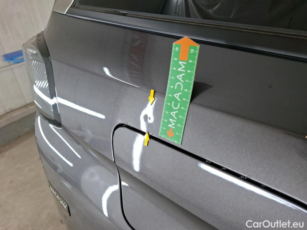  Peugeot  5008  Active Pack 1.5 HDi 130CV BVA8 7 Sieges E6d #2