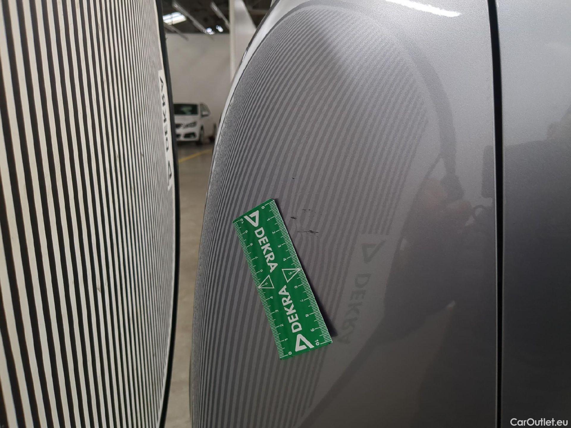  Peugeot  2008  Allure Business 1.5 HDi 110CV BVM6 E6d #24