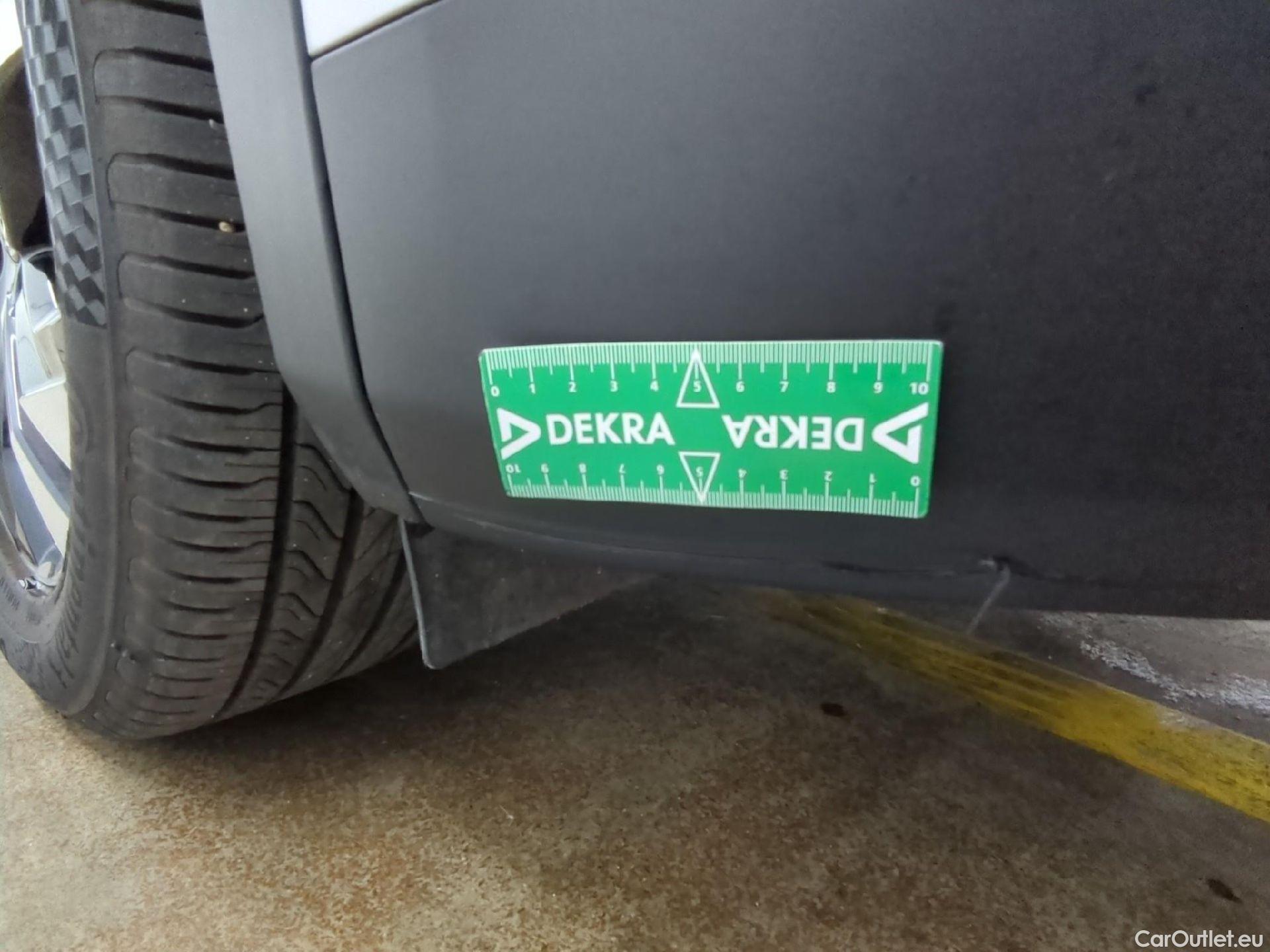  Peugeot  2008  Allure Business 1.5 HDi 110CV BVM6 E6d #12