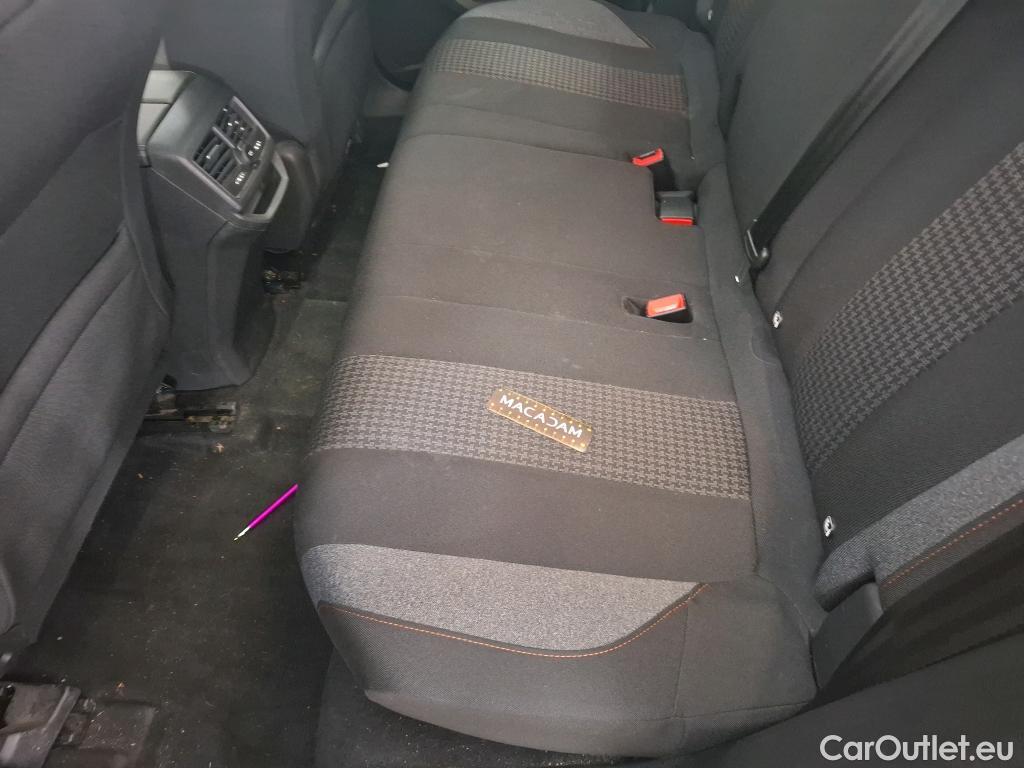  Peugeot  3008  Active Pack 1.5 HDi 130CV BVA8 E6d #31