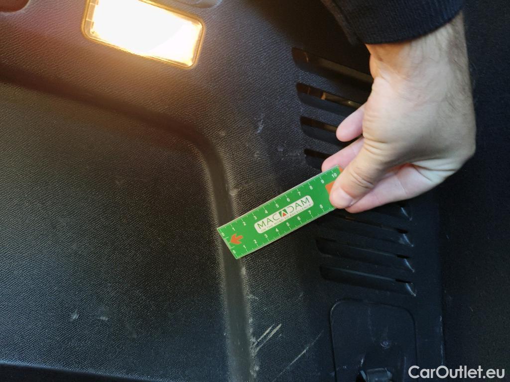  Peugeot  3008  II Allure Pack 1.5 HDi 130CV BVA8 E6d #64