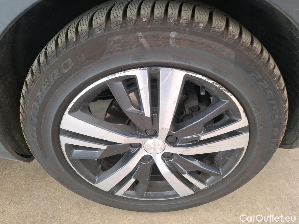  Peugeot  5008  Allure Business 1.5 HDi 130CV BVA8 E6 #44