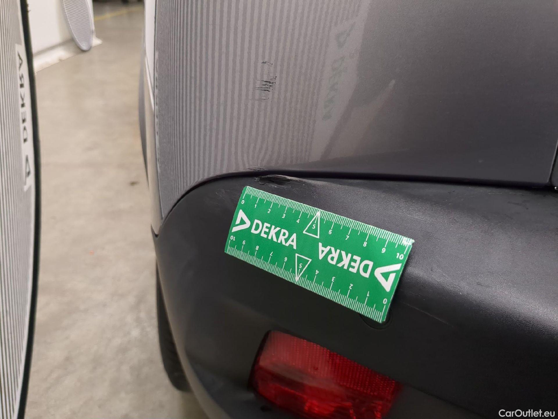  Peugeot  2008  Allure Business 1.5 HDi 110CV BVM6 E6d #27