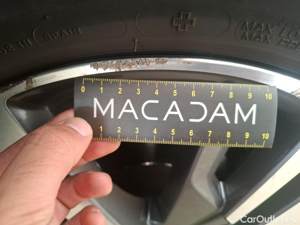  Peugeot  3008  Allure 1.5 HDi 130CV BVA8 E6d #61