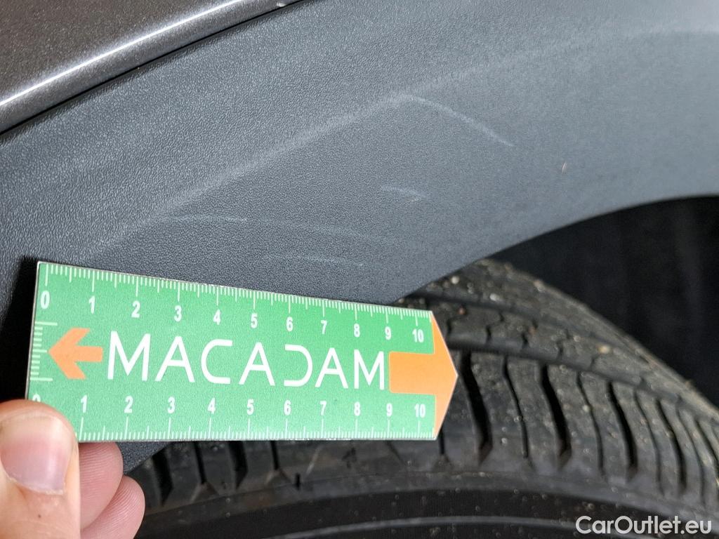  Peugeot  5008  Active Pack 1.5 HDi 130CV BVA8 7 Sieges E6d #11