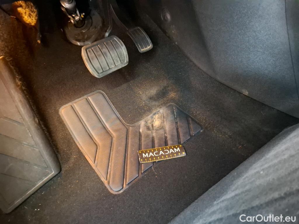  Peugeot  308  Allure 1.2 PureTech 130CV BVA8 E6d #26