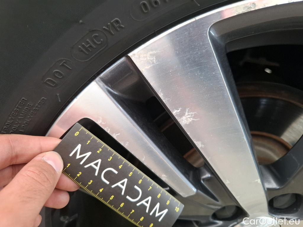  Peugeot  3008  Allure 1.5 HDi 130CV BVA8 E6d #54