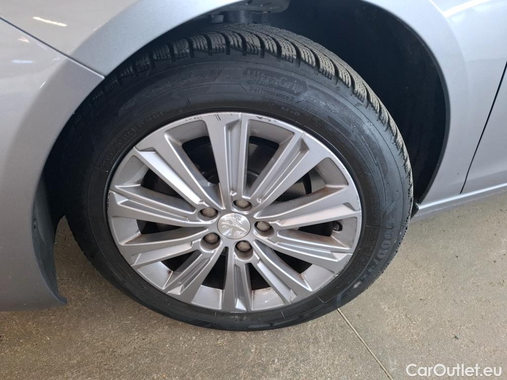  Peugeot  308  Allure 1.2 PureTech 130CV BVA8 E6d #12