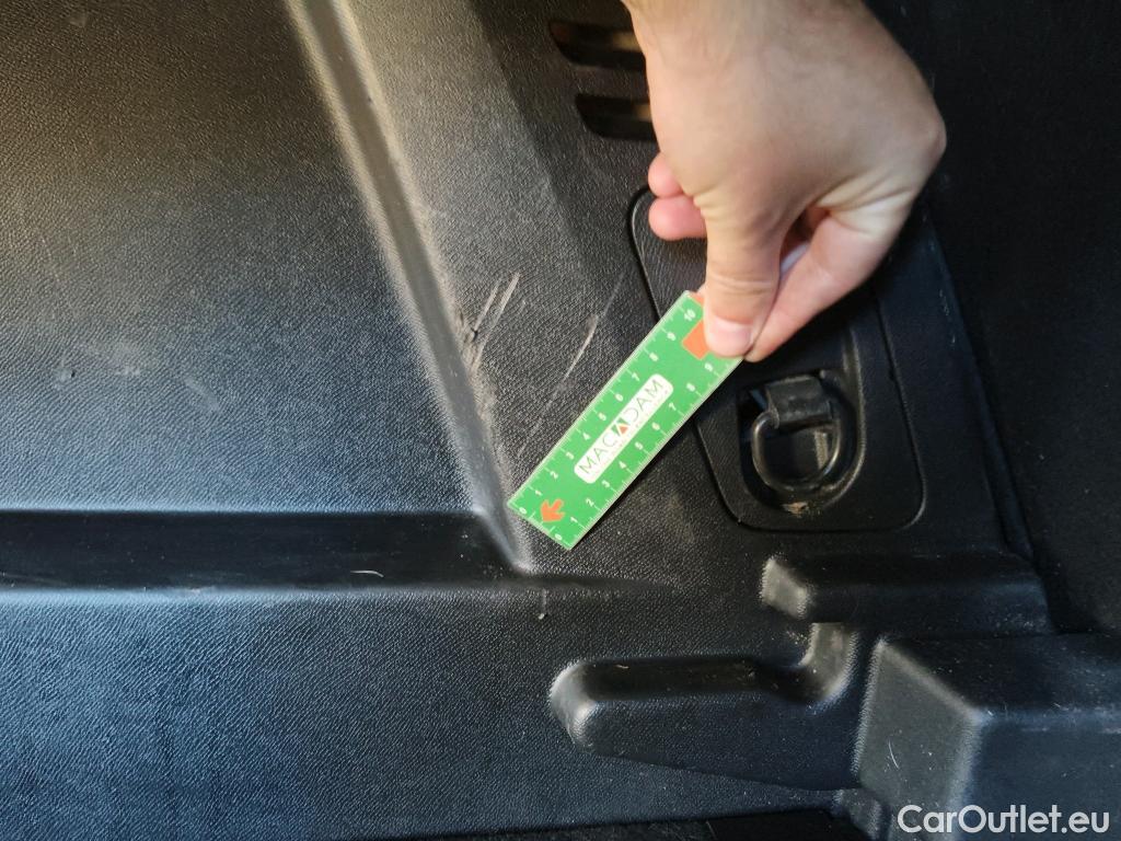  Peugeot  3008  II Allure Pack 1.5 HDi 130CV BVA8 E6d #63