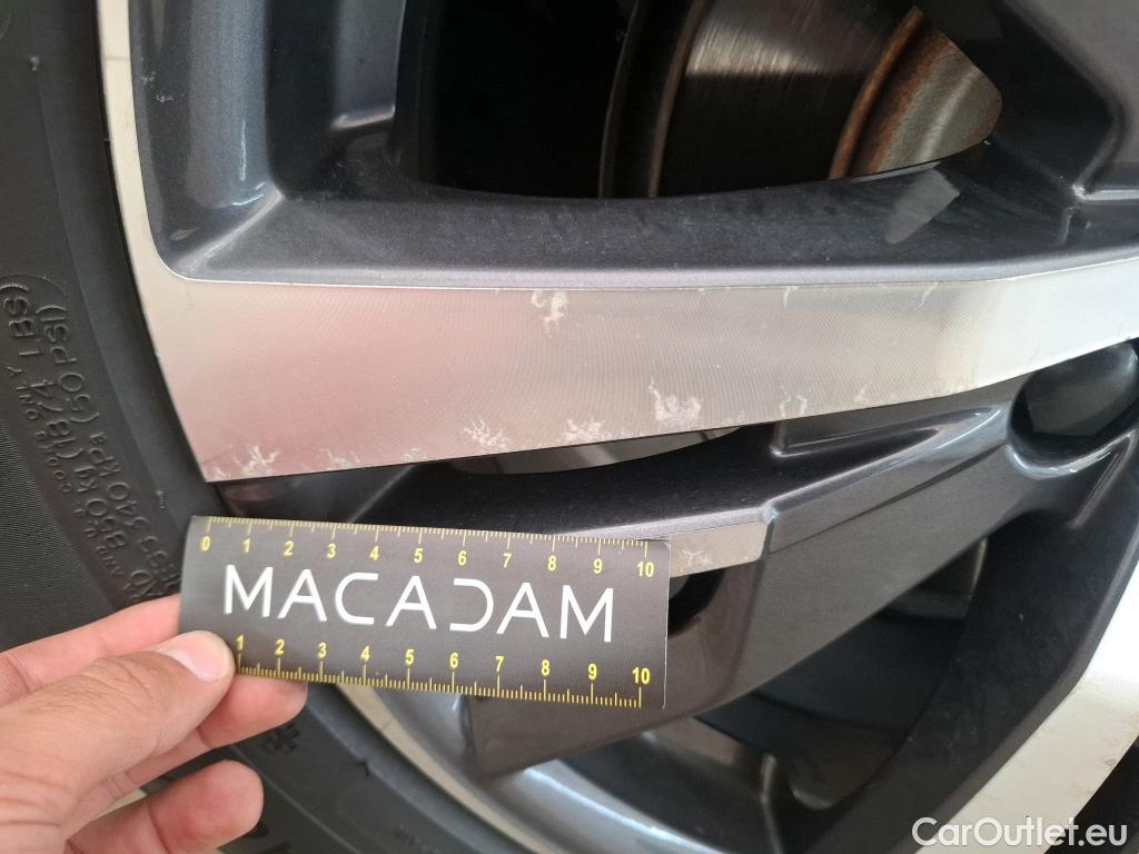  Peugeot  3008  Allure 1.5 HDi 130CV BVA8 E6d #52