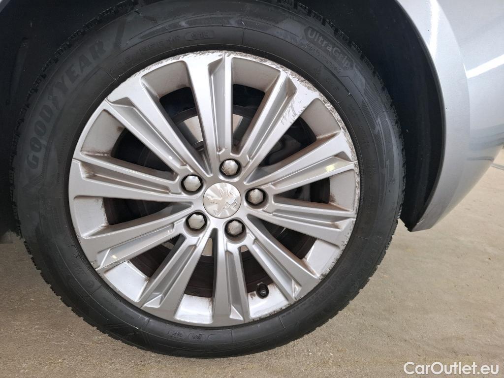  Peugeot  308  Allure 1.2 PureTech 130CV BVA8 E6d #42