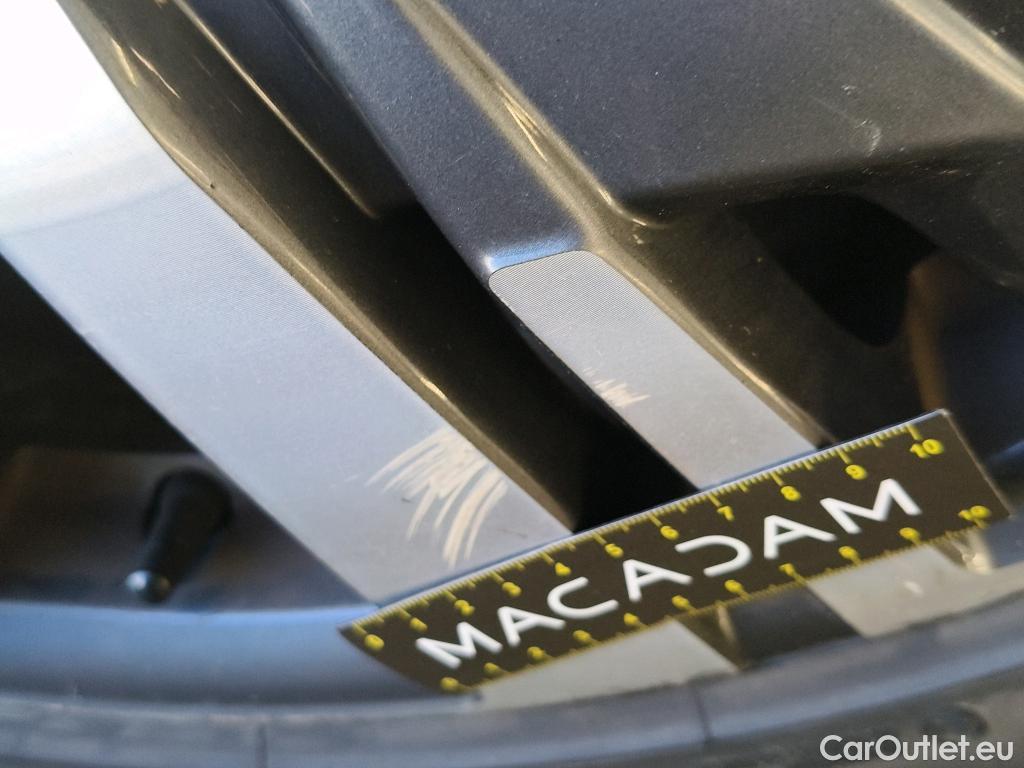  Peugeot  3008  II Allure Pack 1.5 HDi 130CV BVA8 E6d #59