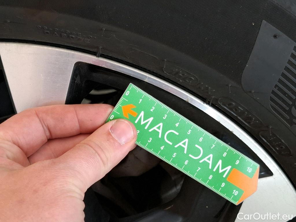  Peugeot  2008  Allure Business 1.5 HDi 100CV BVM6 E6d #47